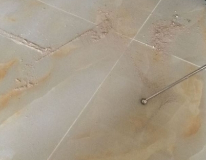 临颍瓷砖空鼓维修公司分享粘合剂选择不当在瓷砖铺贴过程中可能导致以下问题